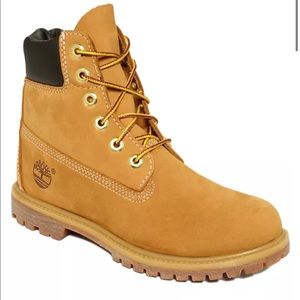 Timberland Women Waterproof Premium Lug Sole Boot